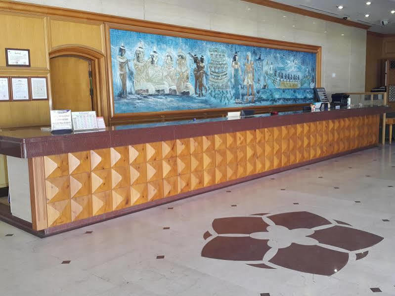 โรงแรมรอยัล เชจู เมืองเชจู ภายนอก รูปภาพ